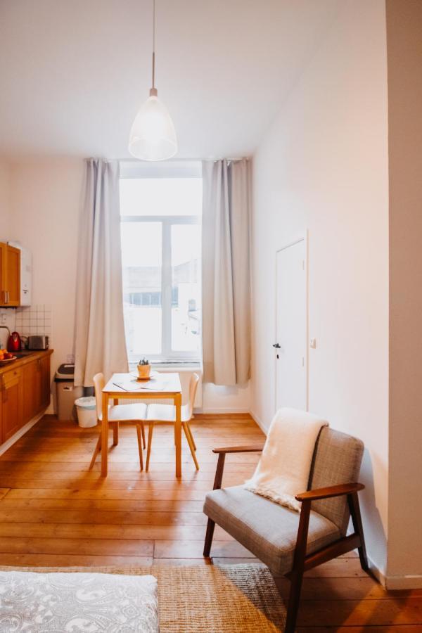 Super Central In Bruxelles Extérieur photo